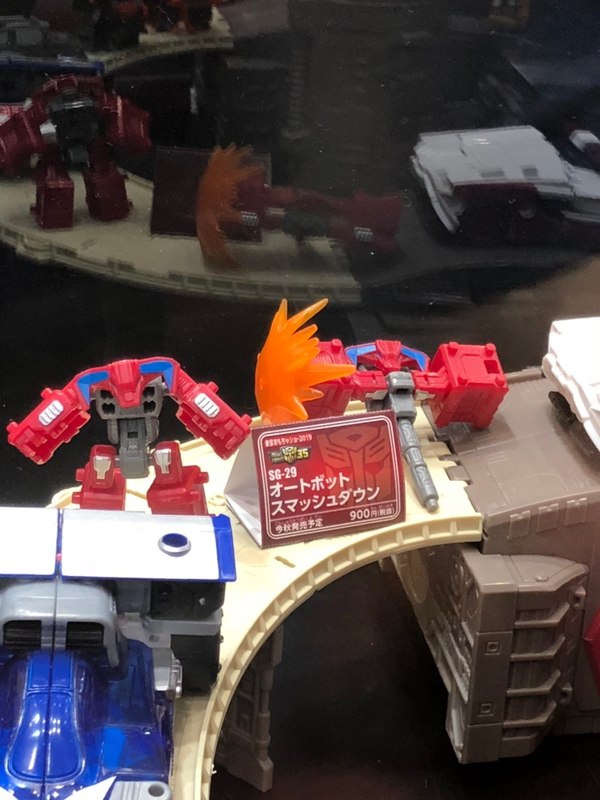 Tokyo Toy Show 2019   Transformers Siege Display Featuring Omega Supreme, Barricade, Impactor And More 09 (9 of 16)